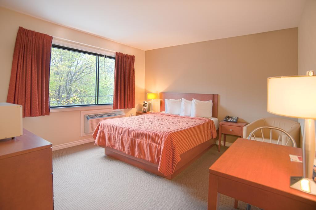 Le Mirage Hotel Saint-Basile-le-Grand